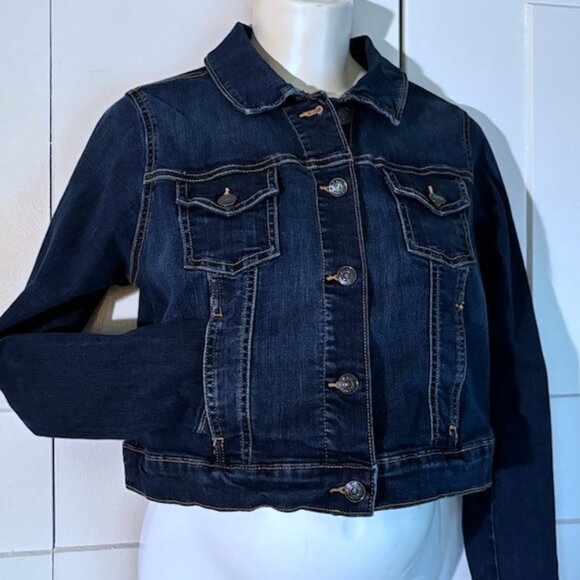 Old Navy Maternity denim jacket - Picture 1 of 4